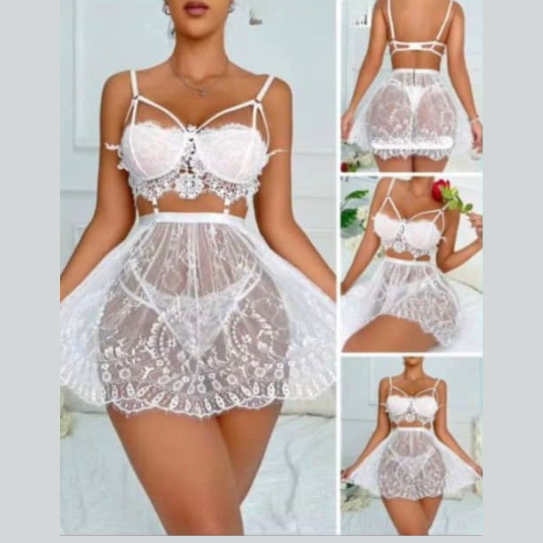 Séduction Pure : Lingerie Blanche en Dentelle Élégante