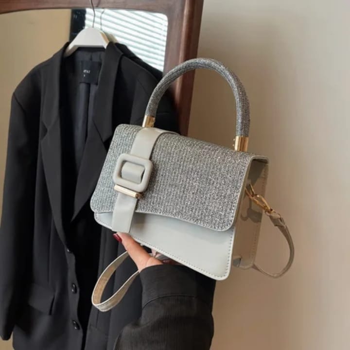 Sac à Main Structuré avec Boucle Rectangulaire