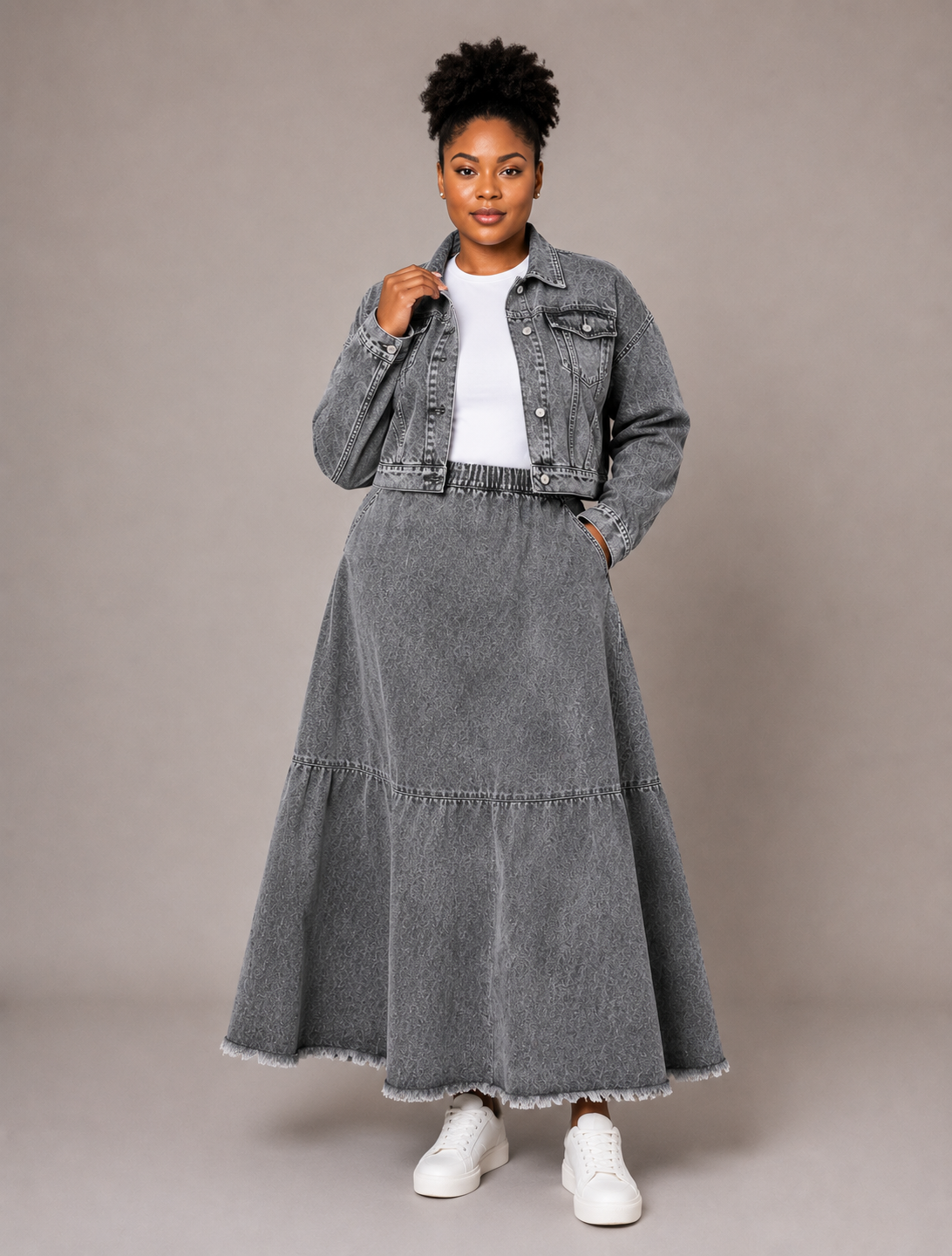 Ensemble en jean veste courte et jupe longue évasée, Tendressa