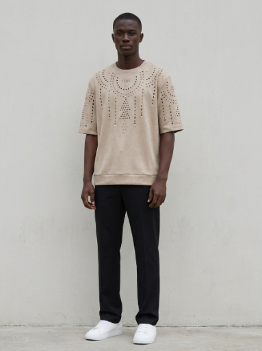 Piece de l ensemble beige portee separement