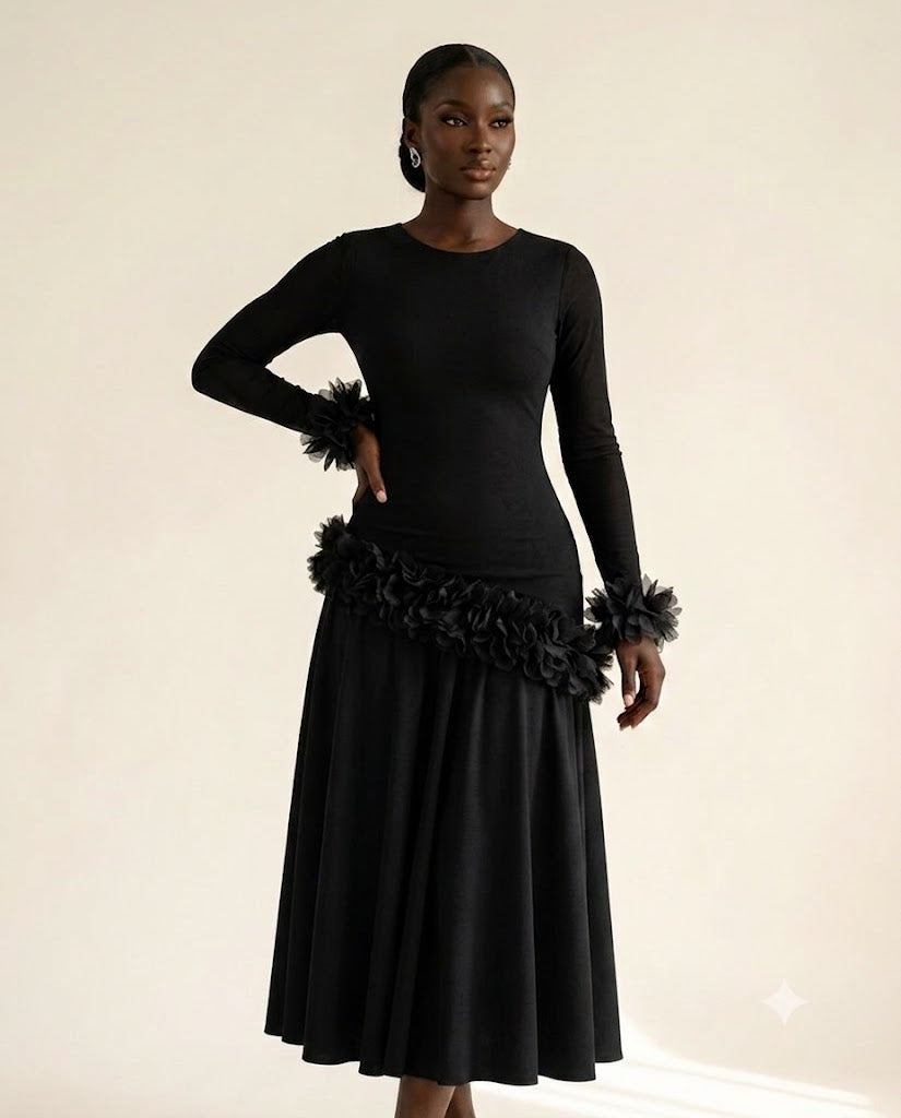 Robe midi fleurie à voile