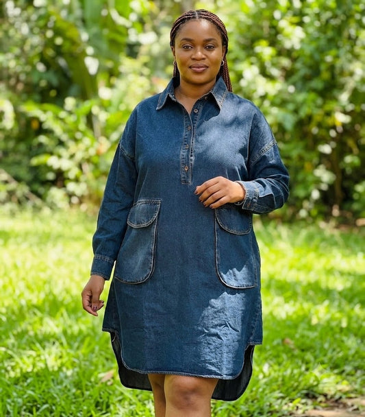 Robe mi-longue en jean asymétrique à poches