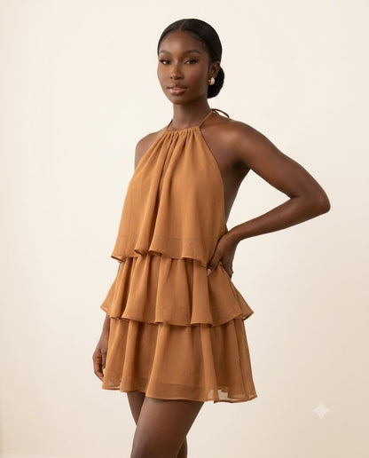 Robe courte à volants étagés