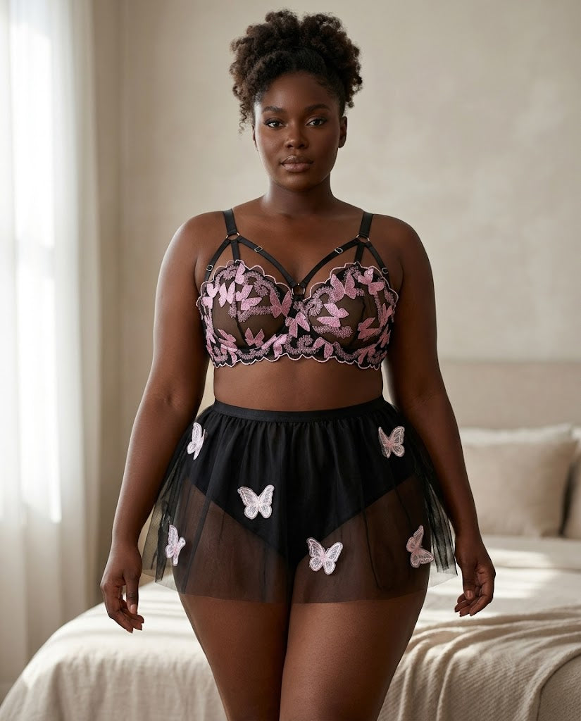Ensemble lingerie tulle noir brode papillons roses