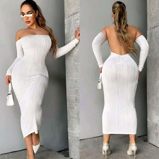 Robe Moulante à Manche Longue : Élégance et Séduction au Dos Nu