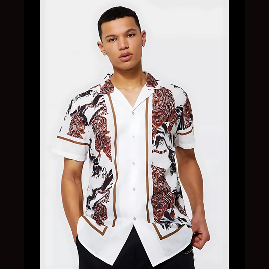 Chemise à rayures verticales