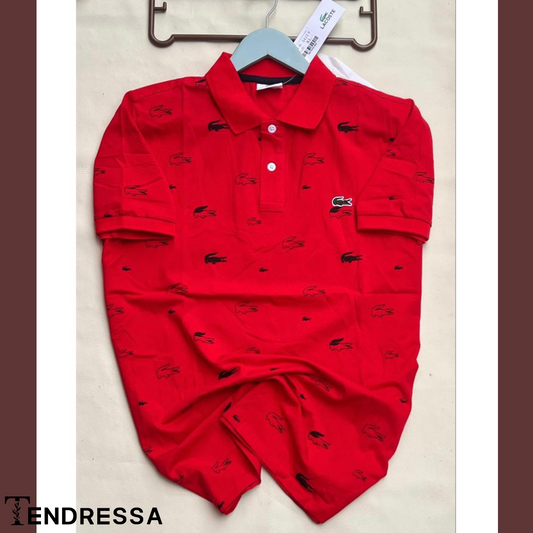 Distinction et Audace: Polo Rouge Lacoste, Luxe et Élégance Iconique