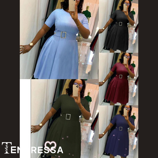 Robe Élégante à Manches Courtes avec Ceinture