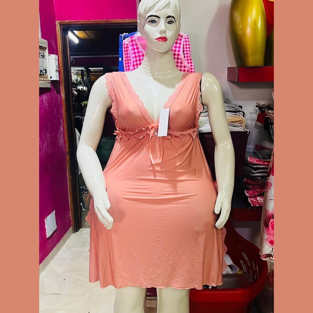 Robe de Nuit Élégance et Confort