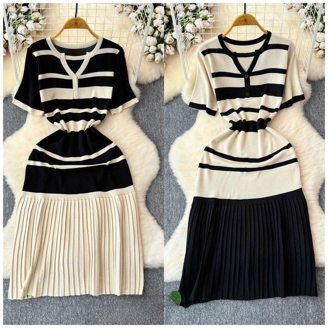 Robe Élégante à Rayures Bicolores