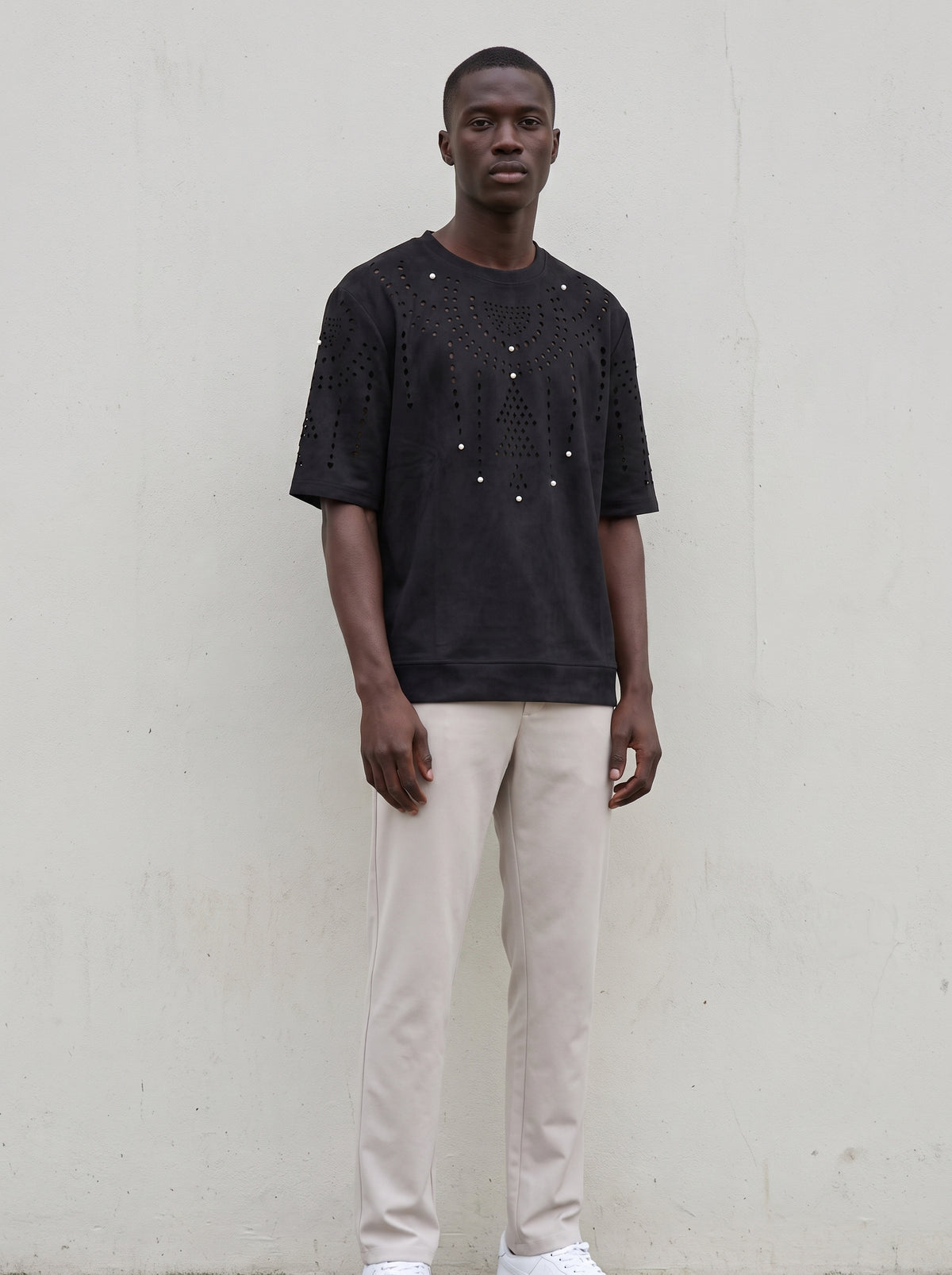 Ensemble Homme Noir - T-shirt et Pantalon, Perforations et Perles