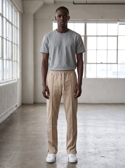 Ensemble Homme - T-shirt et Pantalon, Perforations et Perles