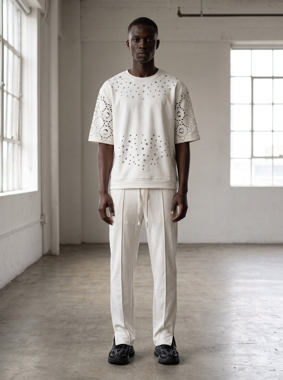 Ensemble Homme - T-shirt et Pantalon, Étoiles Perforées