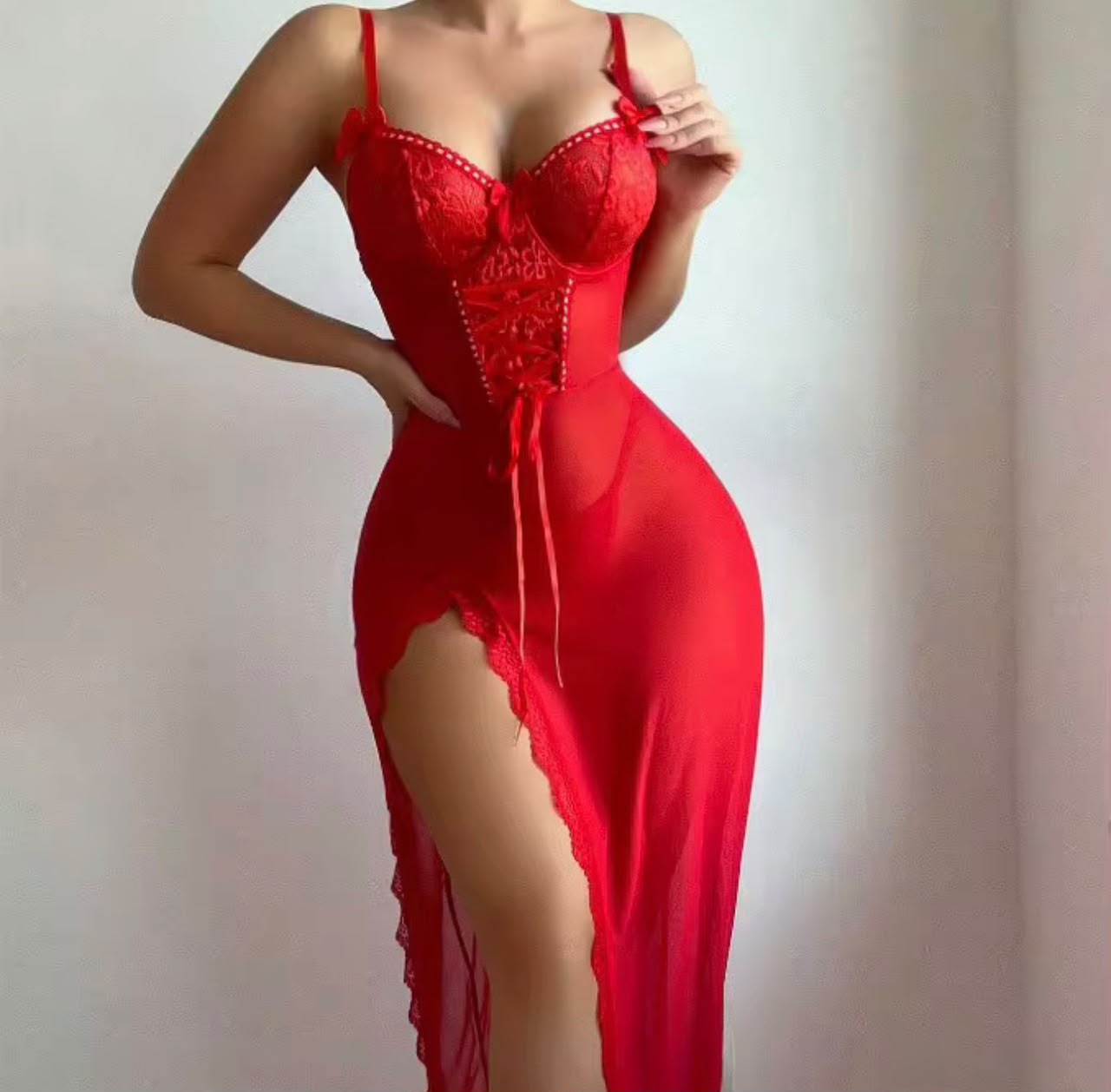 Nuisette Longue Laçage Fente Haute