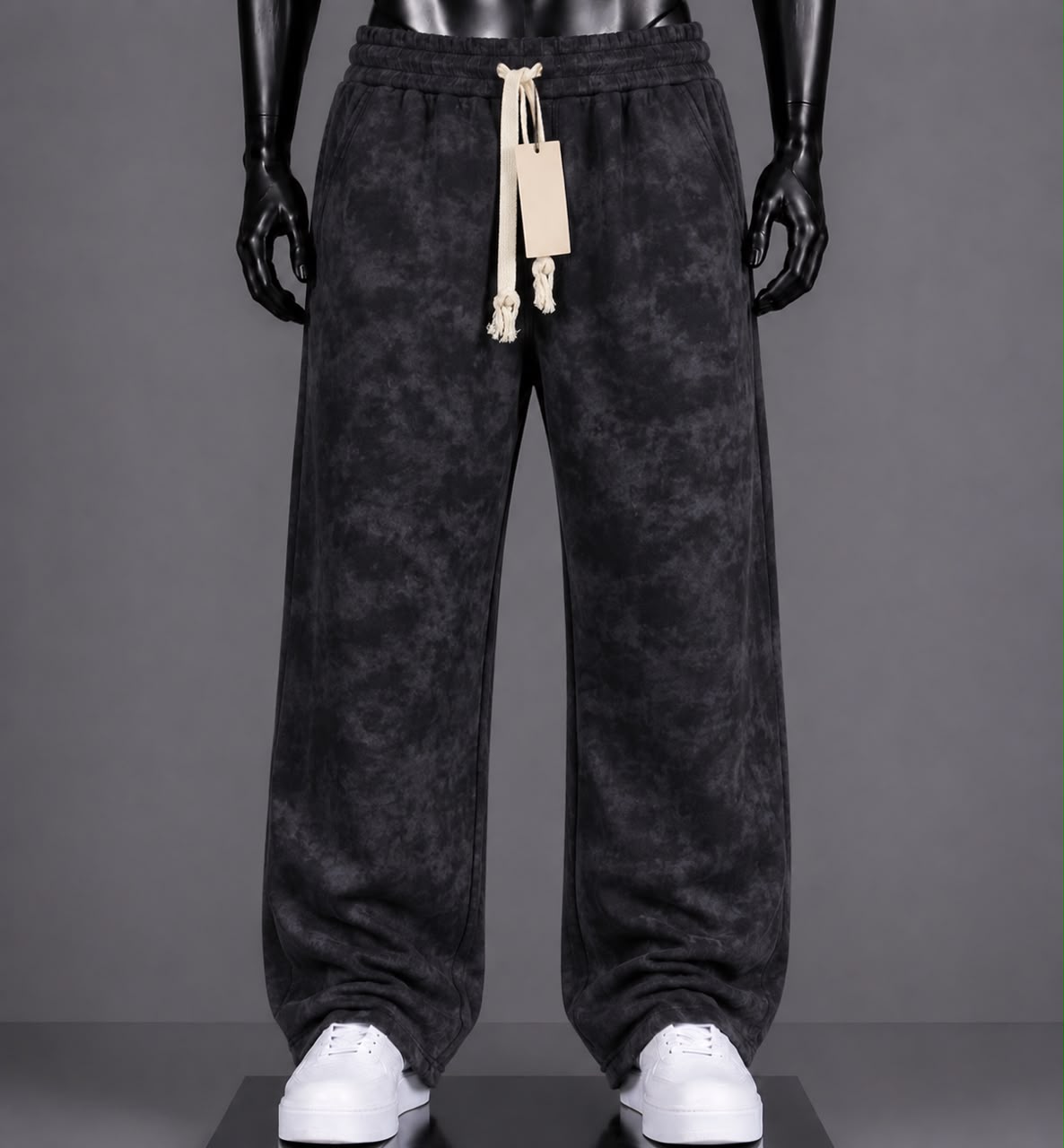 Pantalon jogging noir délavé nuagé