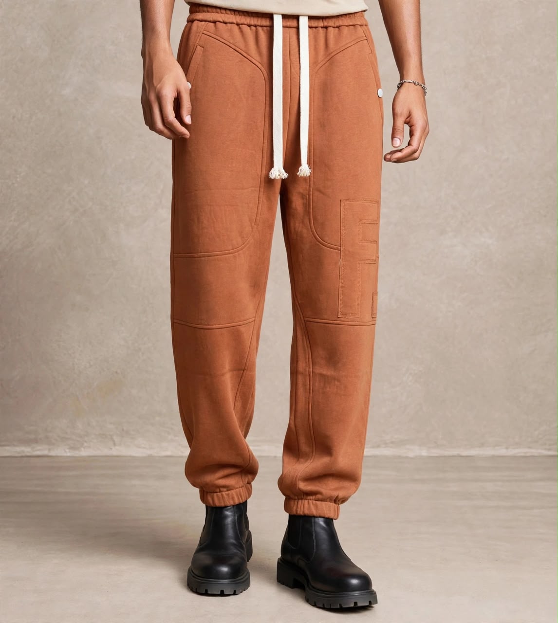 Pantalon jogging rouille patch appliqué
