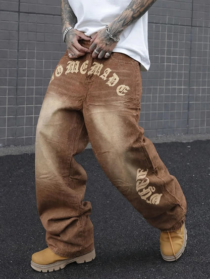 Jean baggy délavé marron lettrage gothique homme — Tendressa