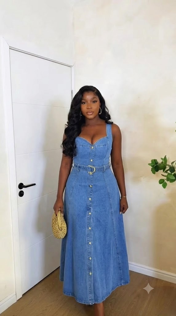 Robe en jean boutonnée à ceinture