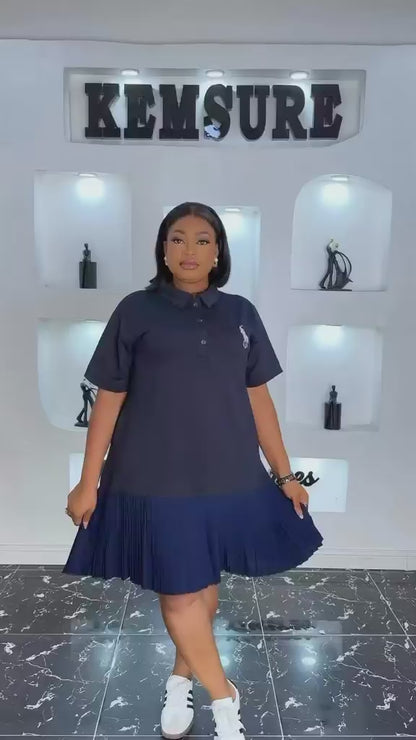 Robe Polo Plissée Bicolore – Élégance & Style Chic