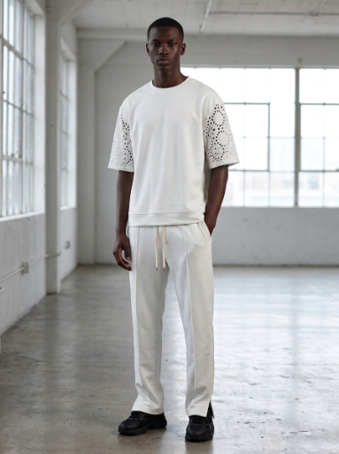 Ensemble homme blanc a manche ajouree, tenue complete
