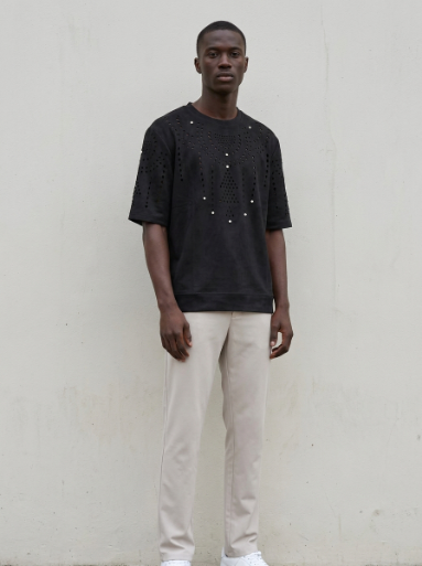 Piece de l ensemble noir portee separement
